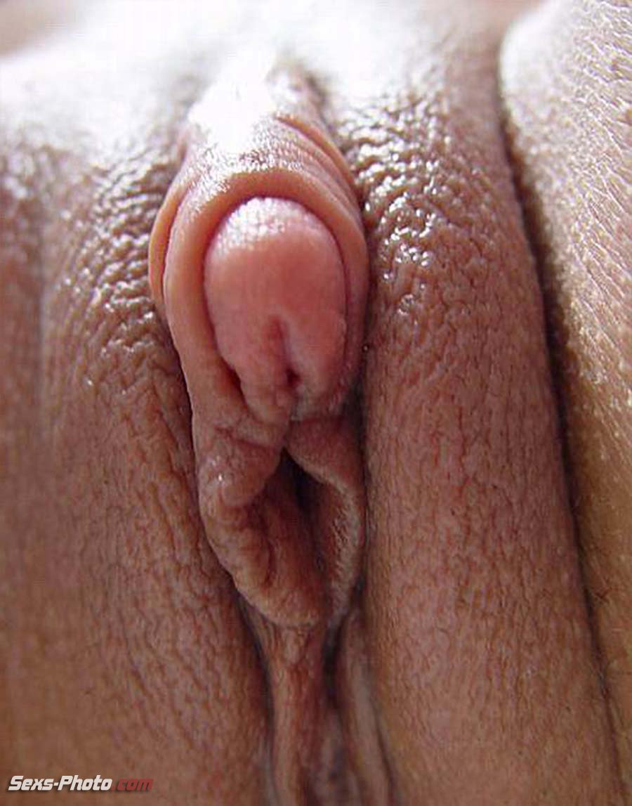 Раскрытые половые губы мокрой писи фото